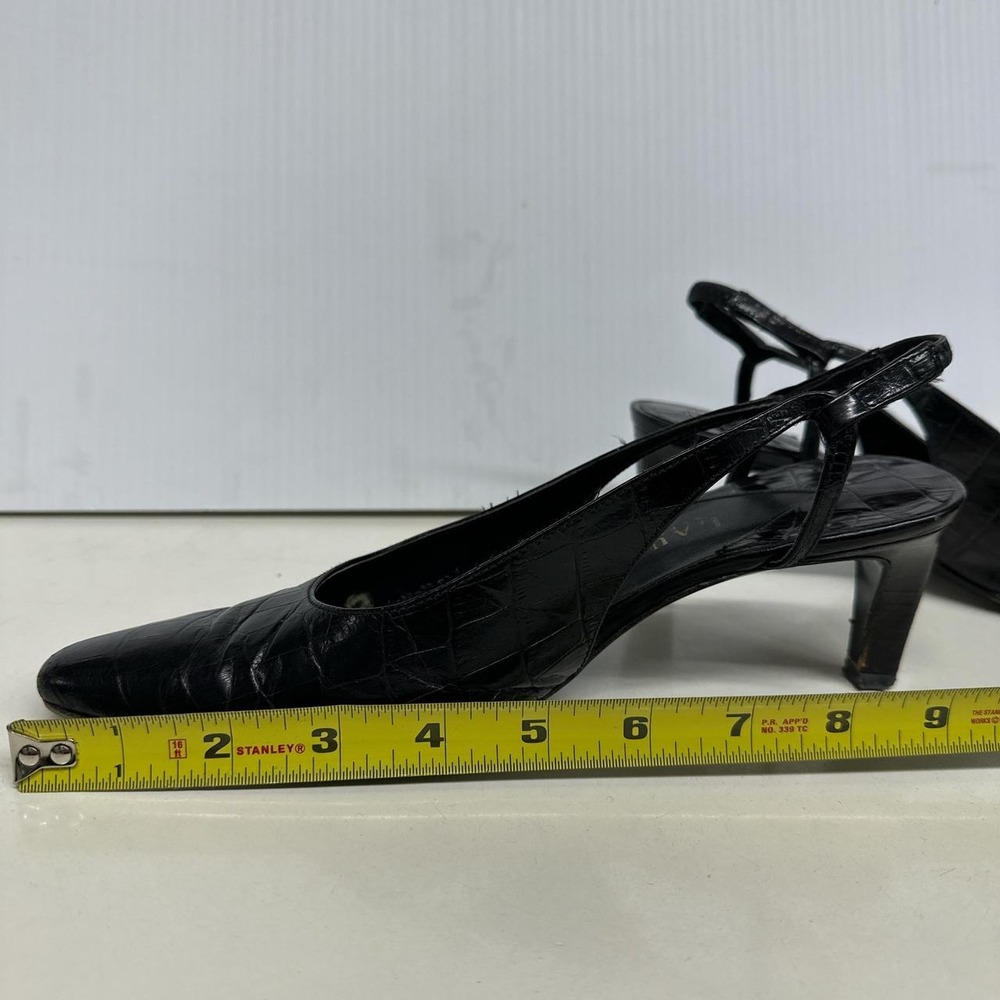 Ralph Lauren Heel Pumps - Picture 5 of 7